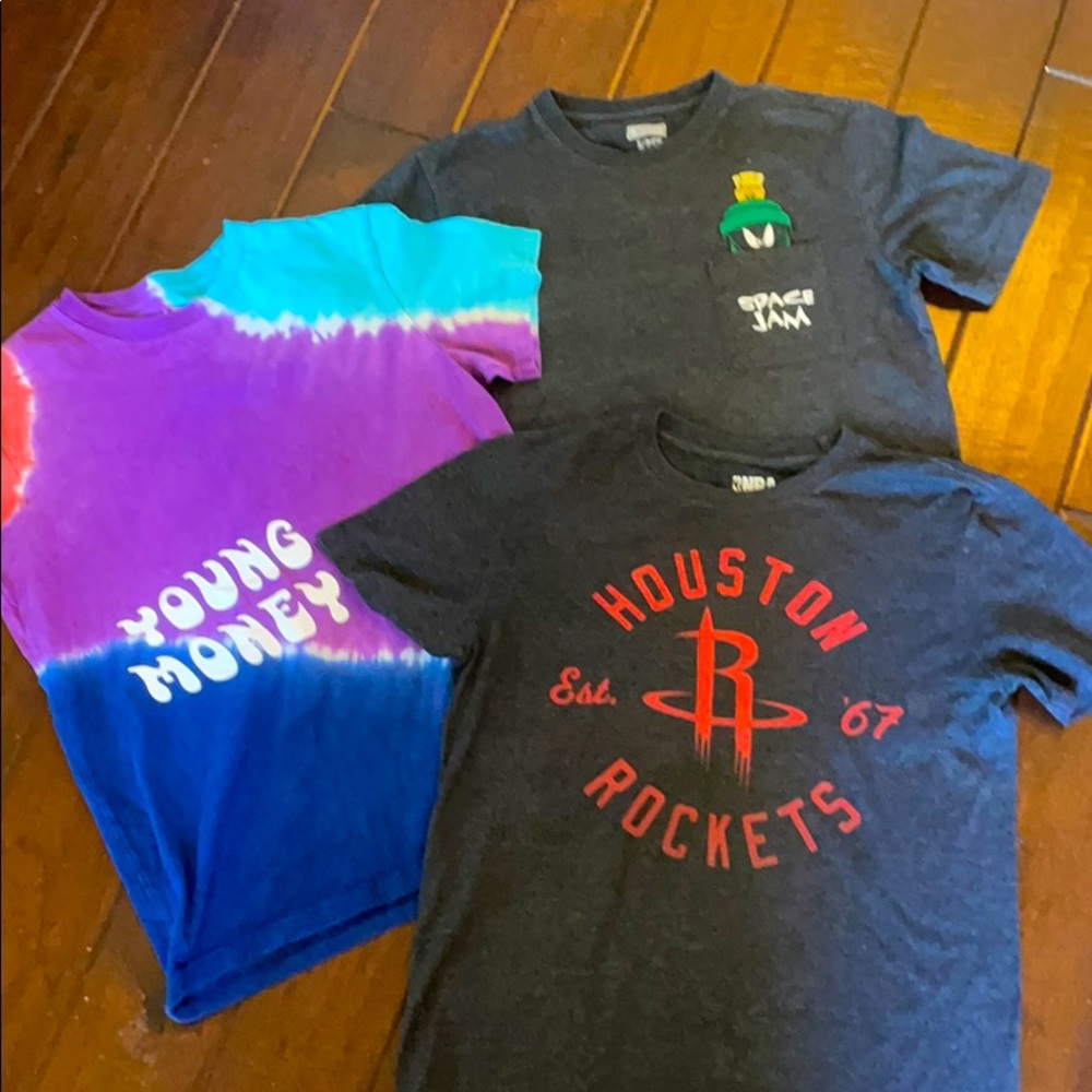 3 Men’s Small tshirts - NBA, A/E, SpaceJam